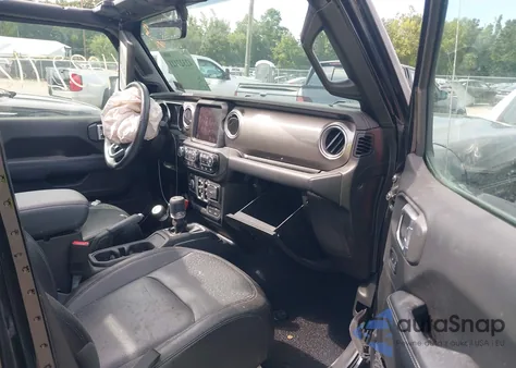 2020 Jeep Wrangler Unlimited Sahara 4X4 from USA, damaged, VIN 1C4HJXEG9LW119763